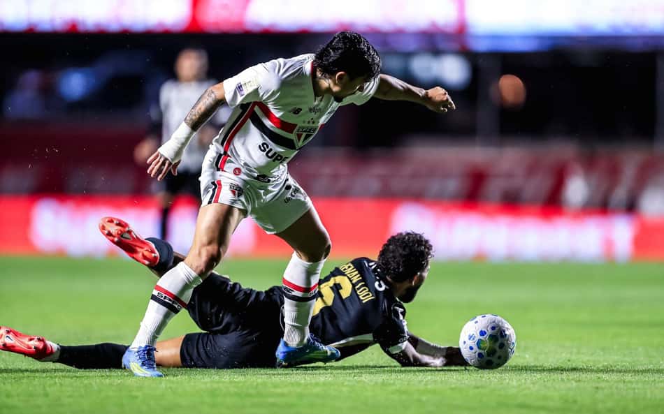 Lodi e Artur em Sao Paulo e Atlético (Foto: Marco Miatelo/Photo Premium/Folhapress)