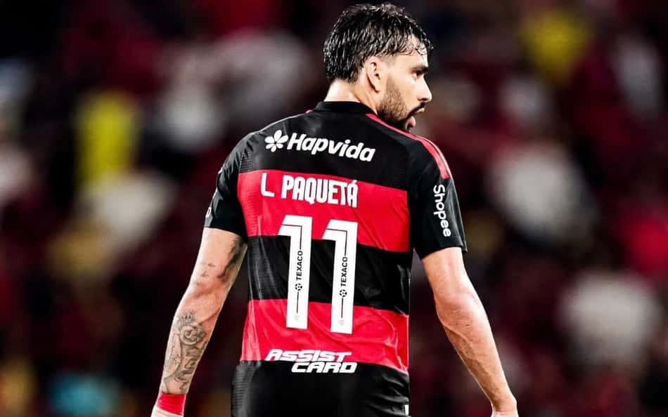 Lucas Paquetá vai usar a camisa 11 do Flamengo