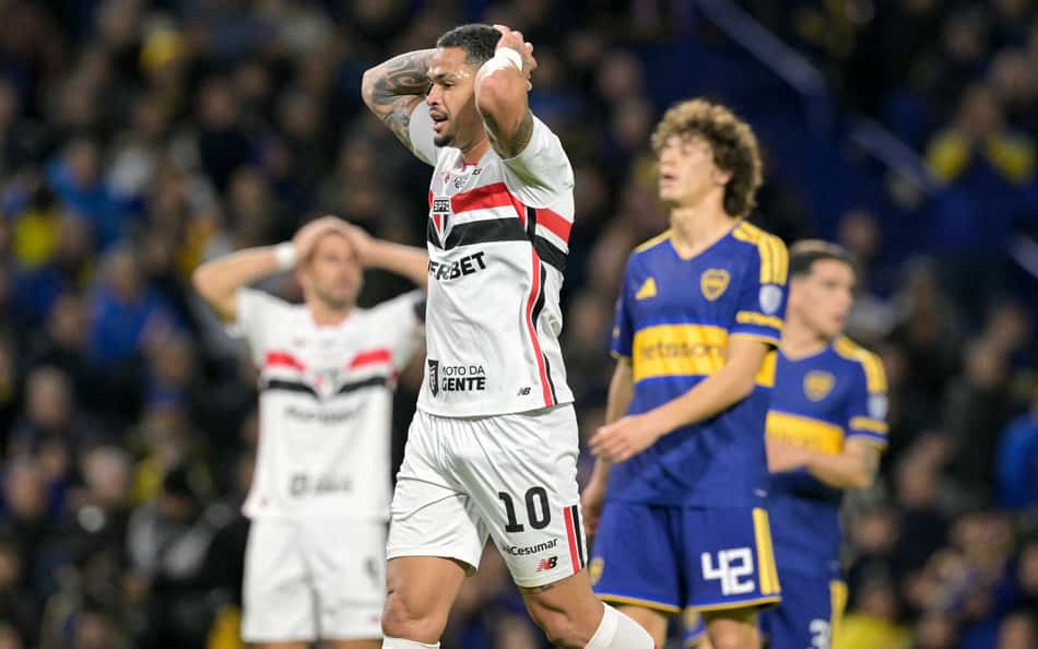 Luciano com a camisa do São Paulo