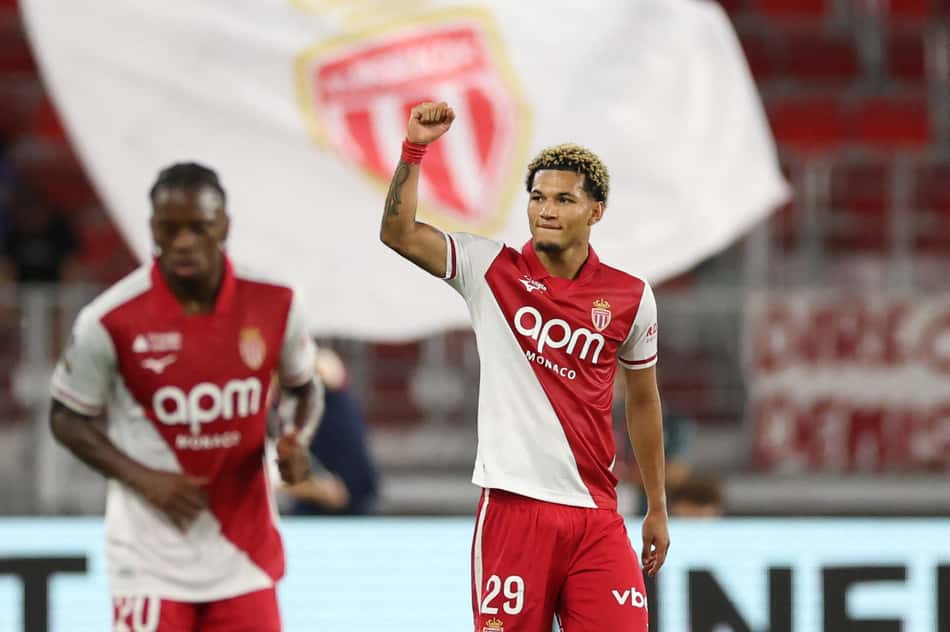 Jogadores do Monaco comemorando