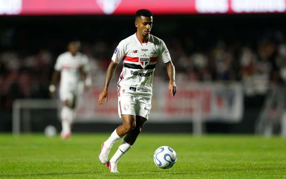 Marcos Antônio durante confronto na Sul-Americana (Foto: Rubens Chiri e Paulo Pinto/Saopaulofc.net)