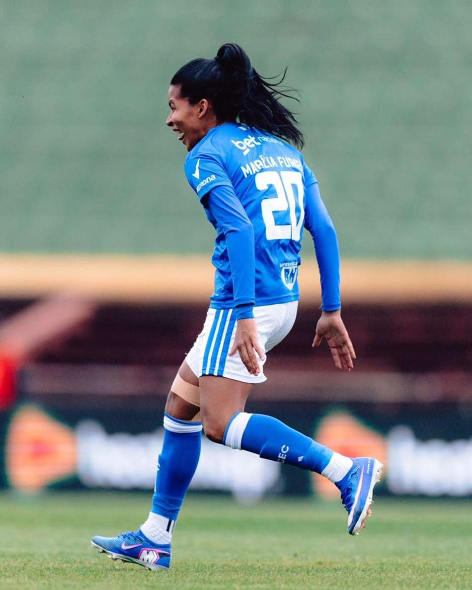 Marília, atacante do Cruzeiro, convocada à Seleção Brasileira