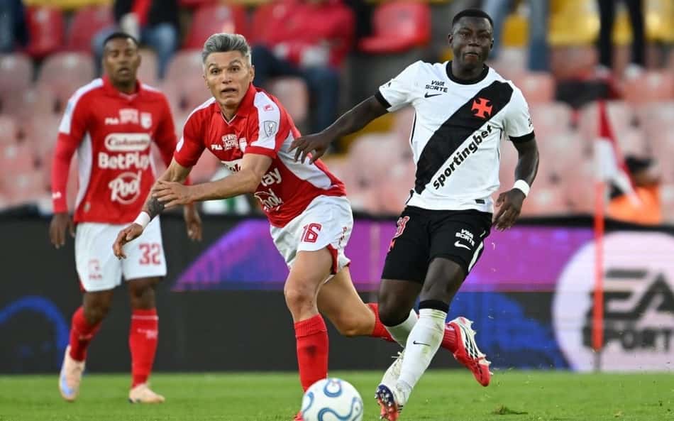 Marino em ação pelo Vasco na Copa Sul-Americana
