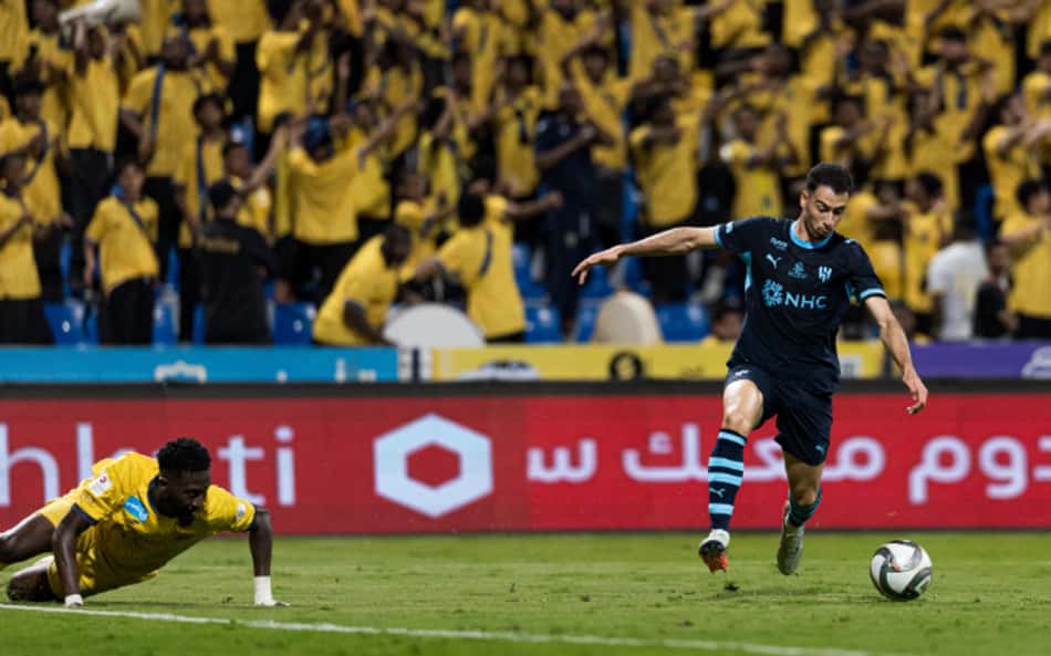 Martinelli marca em goleada do Al-Hilal