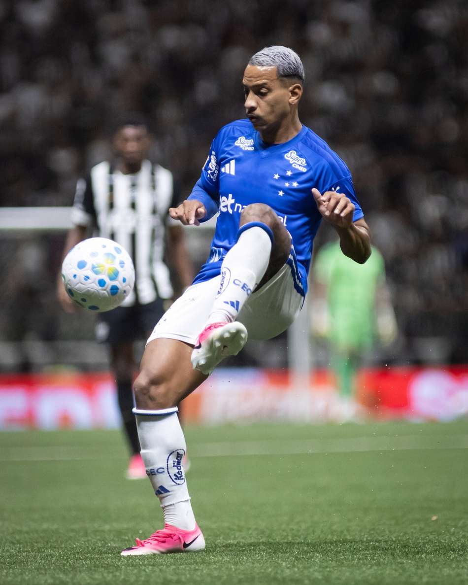 Matheus Pereira em Atlético x Cruzeiro na Arena MRV