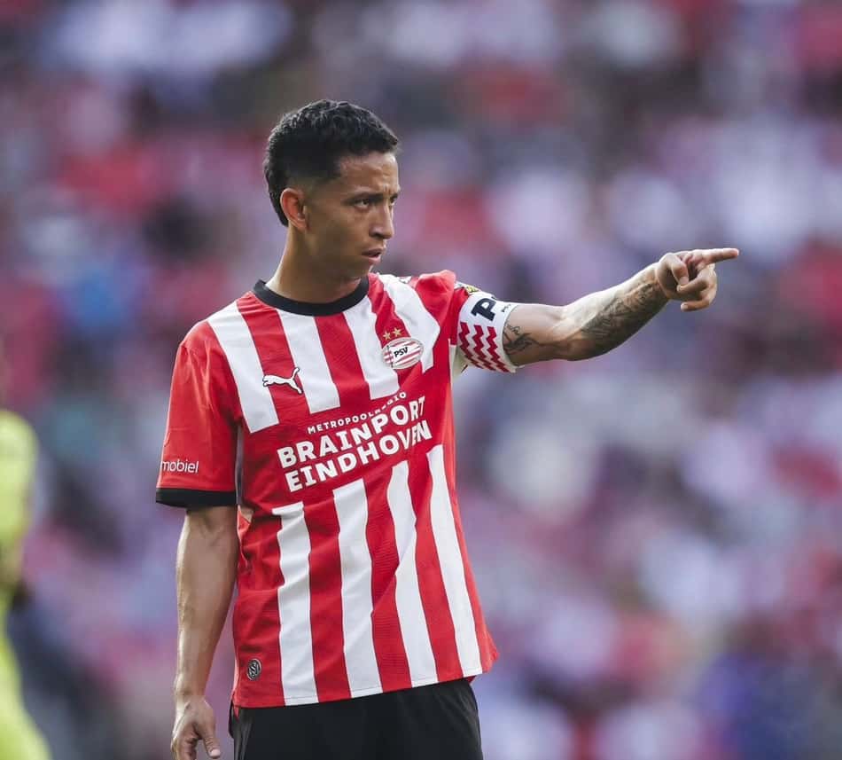Mauro Júnior em ação pelo PSV Eindhoven