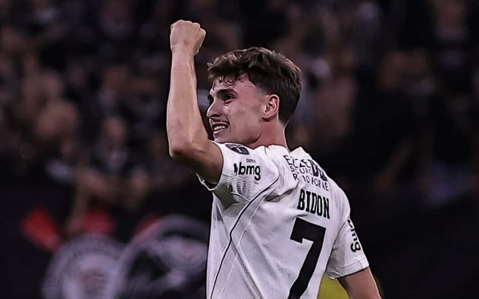 Torcedores reprovam possível saída de Breno Bidon do Corinthians