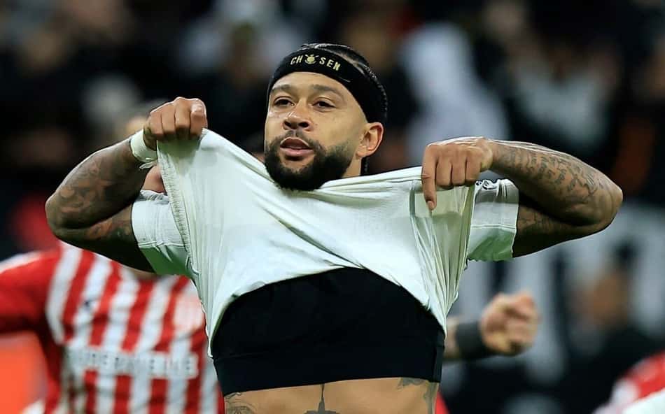 Memphis Depay durante a partida