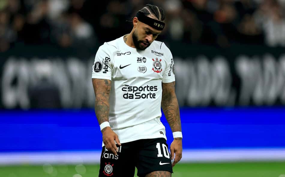 Memphis Depay durante a partida