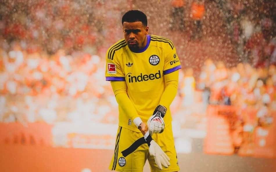 Noah Atubolu em ação pelo Frankfurt (Foto: Divulgação/Instagram)