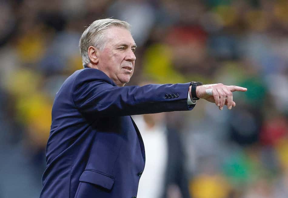 O técnico Carlo Ancelotti no empate do Brasil com a Austrália
