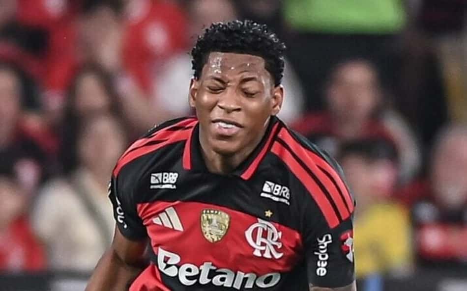Plata, do Flamengo, durante jogo contra o Cruzeiro