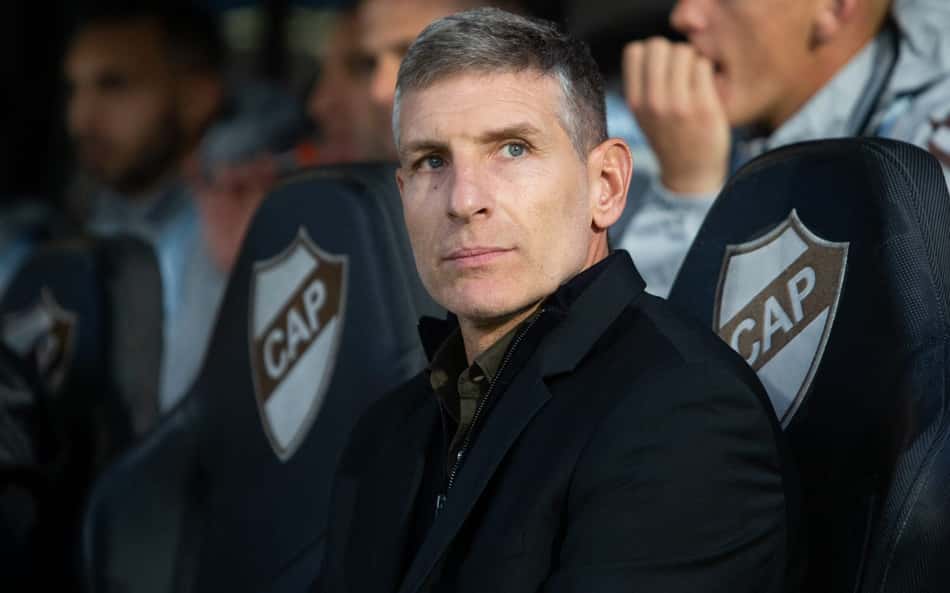 Martin Palermo é o técnico do Platense