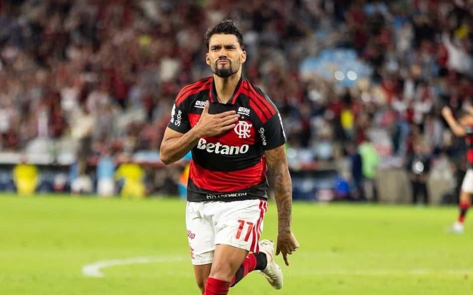 Lucas Paqueta na partida entre Flamengo e Corinthians Brasileiro Serie A