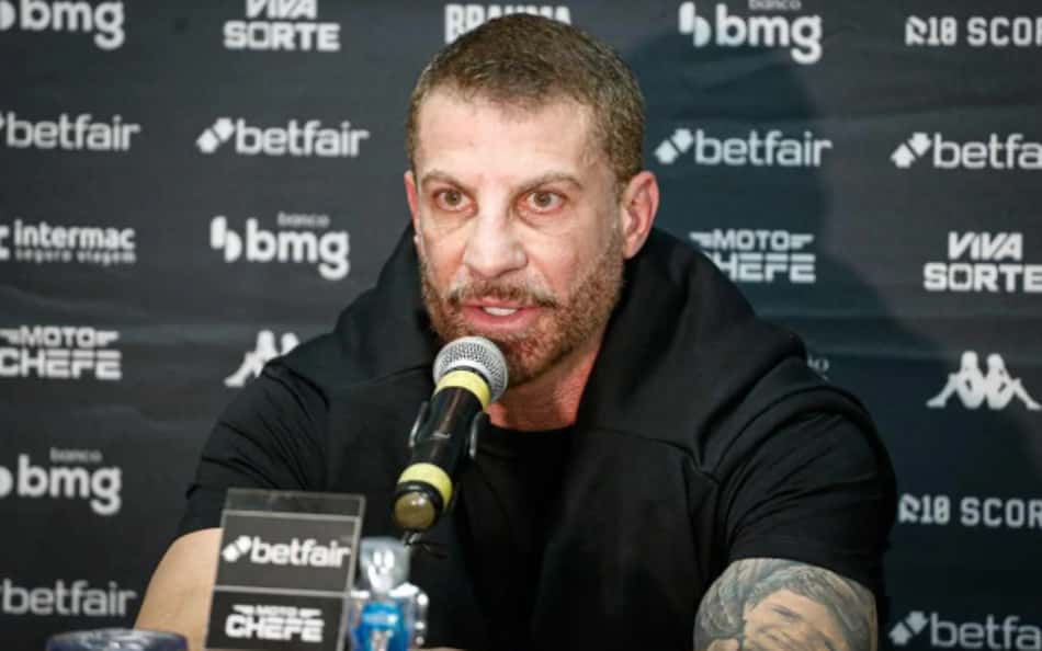 Pedrinho durante entrevista coletiva