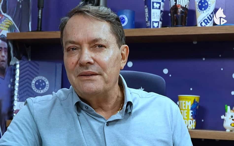Pedrinho dá entrevista para a TV Cruzeiro (Foto: Reprodução TV Cruzeiro)