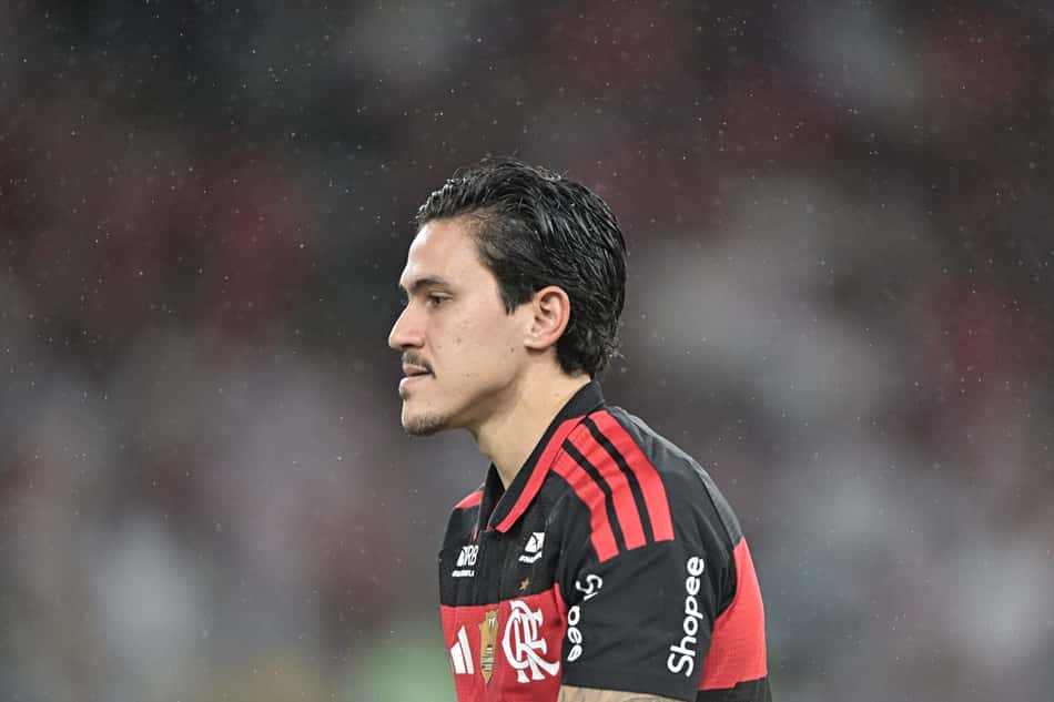 Gol perdido por Pedro em Flamengo x Corinthians incomodou Felipe Melo (Foto: Thiago Ribeiro/AGIF/Folhapress)