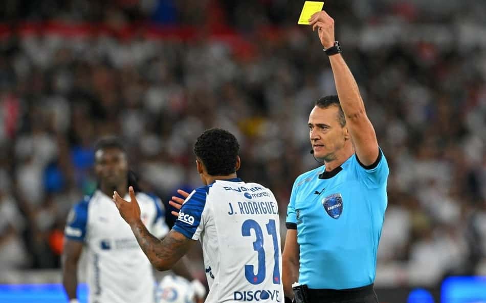 Pênalti marcado para o Palmeiras virou assunto