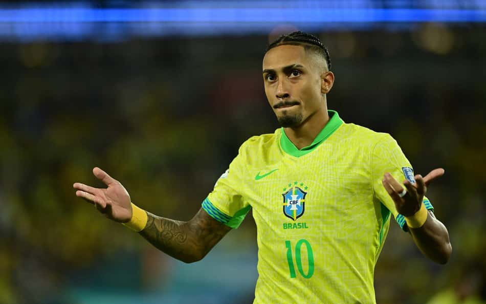 Raphinha vira assunto após divulgação dos indicados à Bola de Ouro: 'Bizarro'