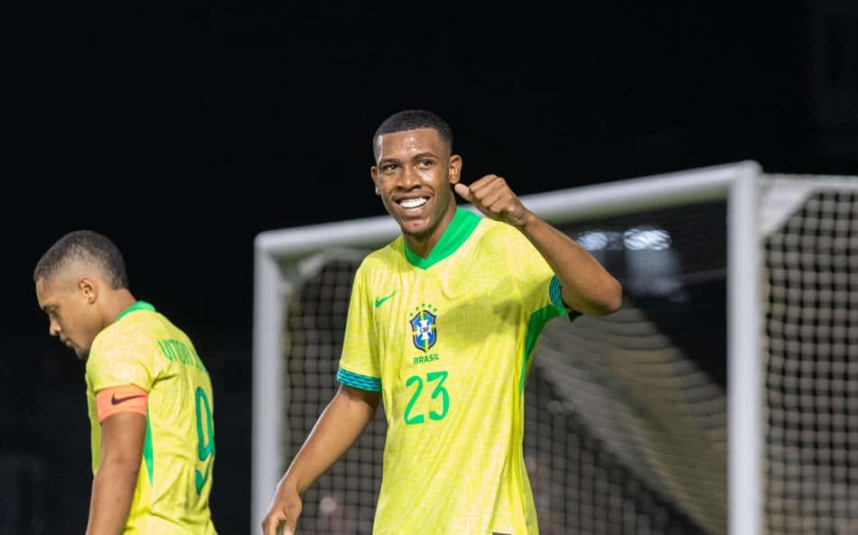 Rayan marca o primeiro gol da Amarelinha após Copa do Mundo (Foto: Érica Martin/Thenews2/Folhapress)