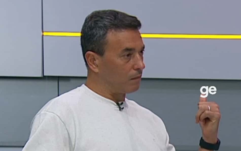 André Rizek durante a transmissão do Seleção Sportv