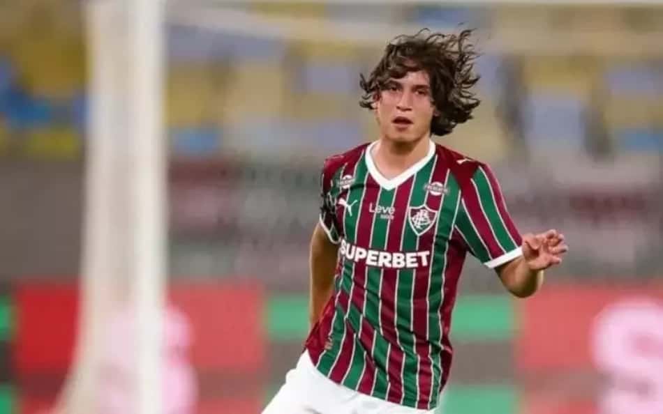 Ruan Sales foi relacionado pelo Fluminense