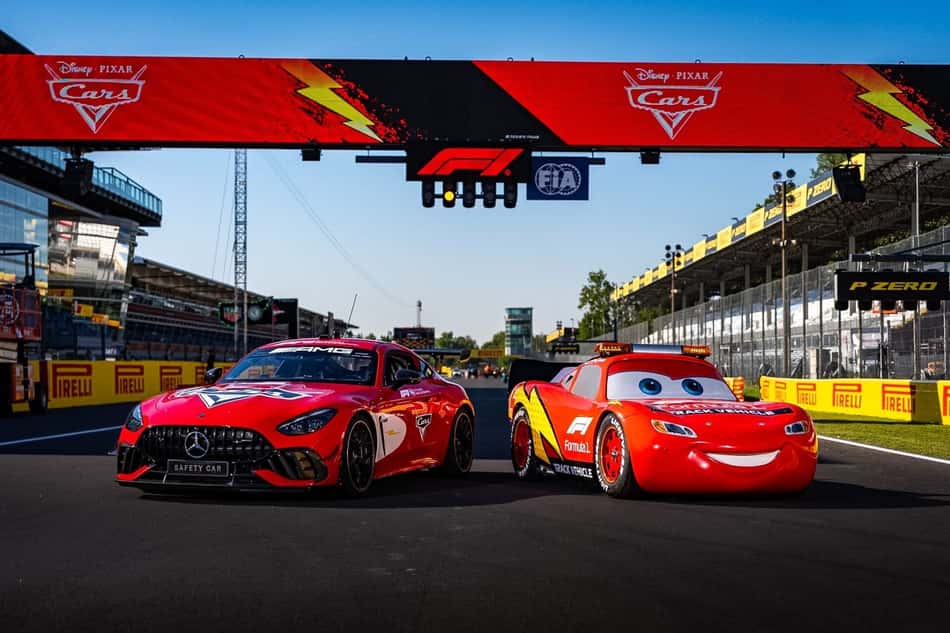 Safety car do GP da Itália também terá visual inspirado no Relâmpago McQueen (Foto: Reprodução / F1 Media)