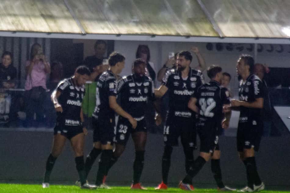 Santos venceu o Cruzeiro por 2 a 0, pelo Campeonato Brasileiro