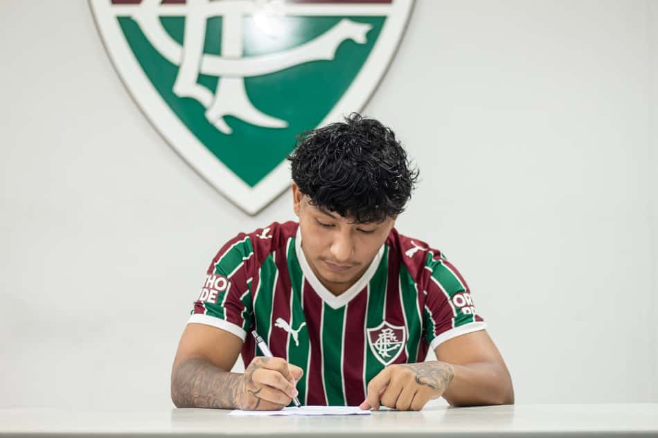 Steven Jímenez assinou contrato com o Fluminense