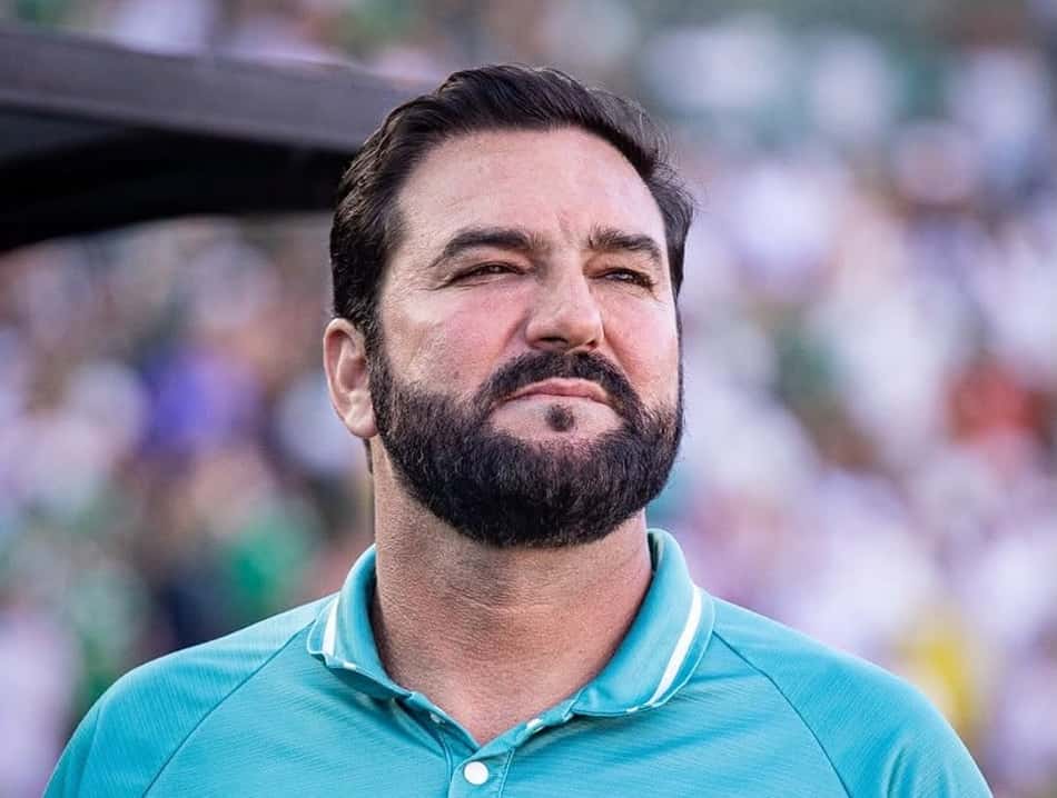 Danilo durante trabalho à frente do Uberlândia na temporada 2026