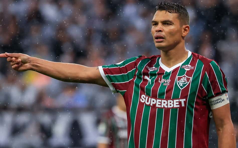 Thiago Silva exalta maturidade do Fluminense, mas faz alerta: 'Não podemos sofrer gols assim'