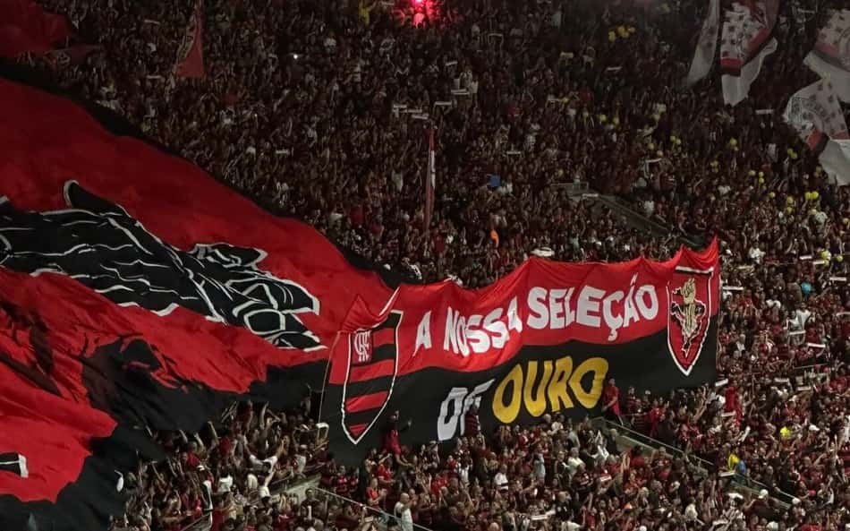 Torcida do Flamengo no Maracanã