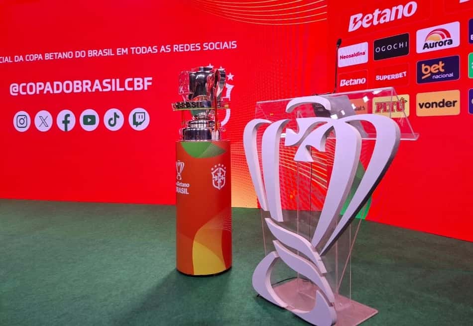 Troféu da Copa do Brasil na sede da CBF
