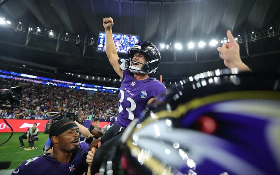 Tyler Loop foi o herói da vitória do Baltimore Ravens no NFL Rio Game (Foto: Shawn Hubbard/Baltimore Ravens)