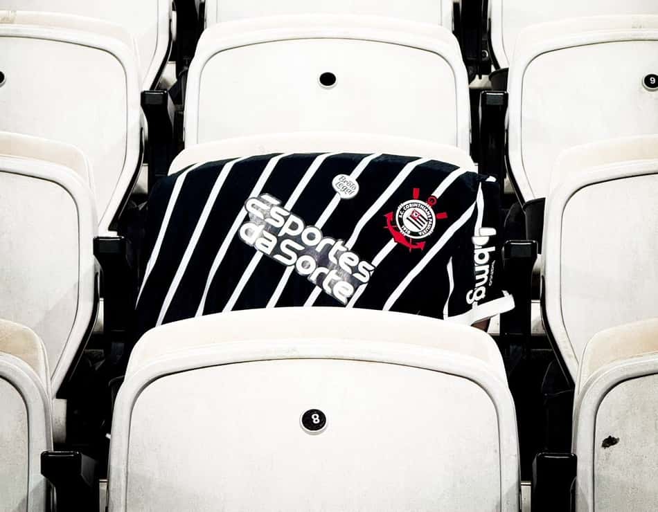 Uniforme do Corinthians