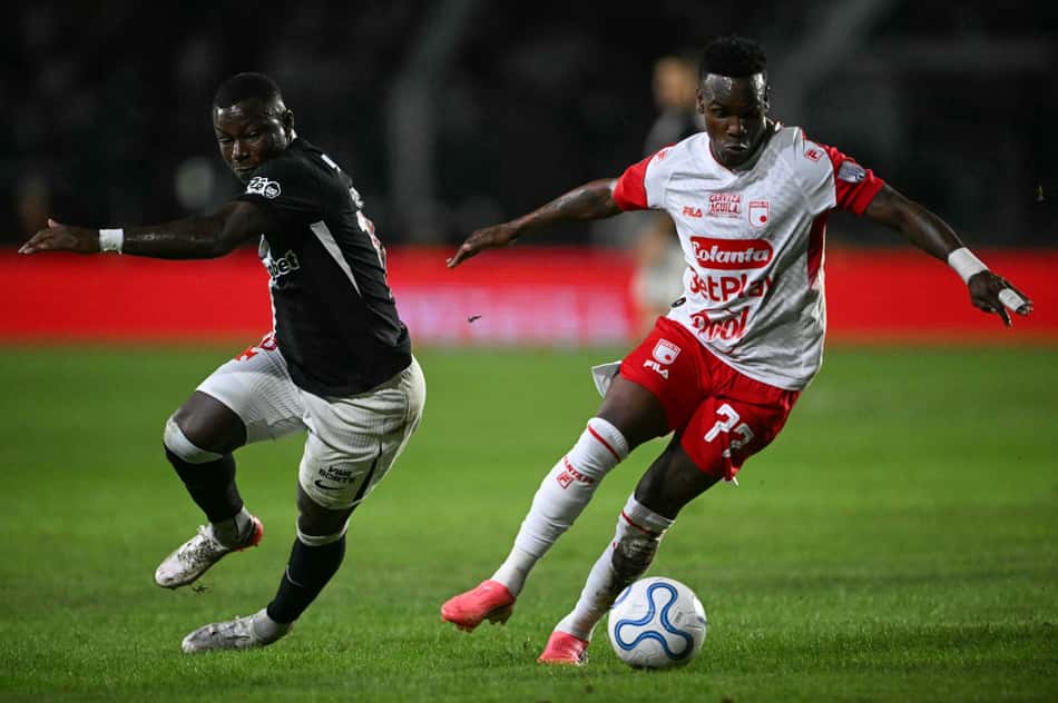 Jogadores de Vasco e Santa Fe na Sul-Americana