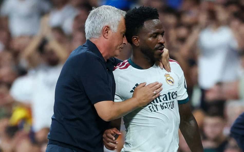 Vini Jr em ação pelo Real Madrid no duelo contra a Inter de Milão na Champions League