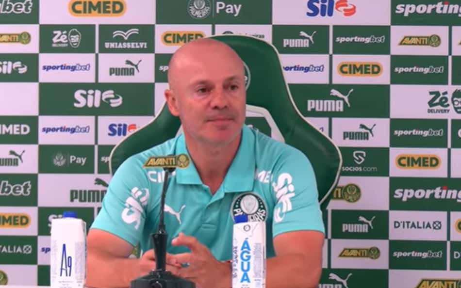 VItor Castanheira, auxiliar de Abel Ferreira no Palmeiras
