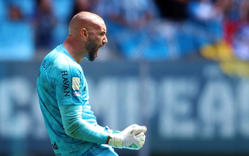 Palmeiras para em Weverton e empata com o Grêmio pelo Brasileirão