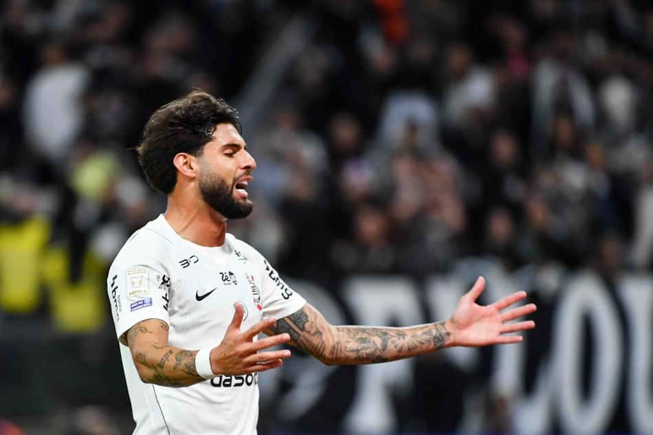 Yuri Alberto, do Corinthians, durante uma partida do Brasileirão de 2026 entre Corinthians e Athletico-PR