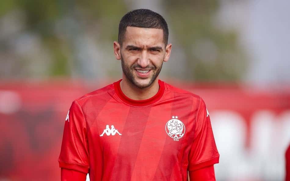 Ziyech com a camisa do Wydad Casablanca, do Marrocos
