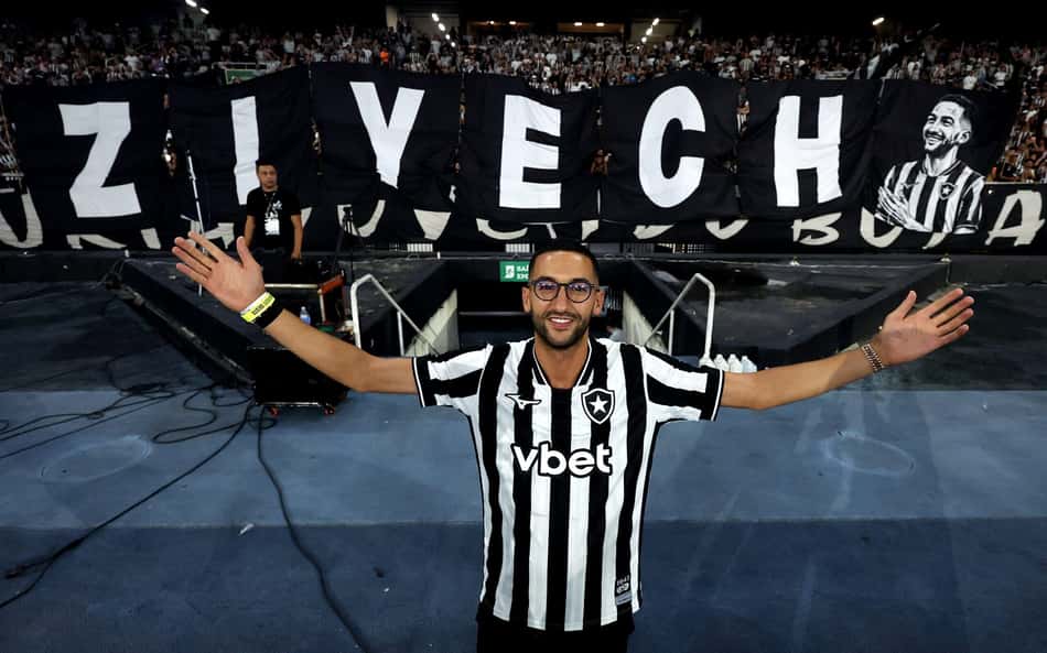 Ziyech no Nilton Santos