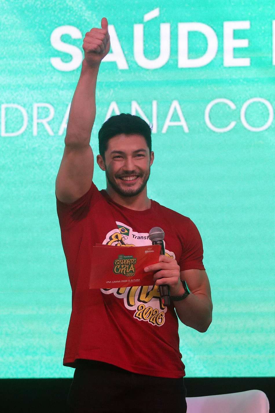 O ginasta Arthur Nory participou do COB Esporte Cria 2026