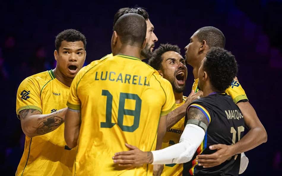 Jogadores da Seleção Brasileira comemoram ponto contra a China na Liga das Nações 2026