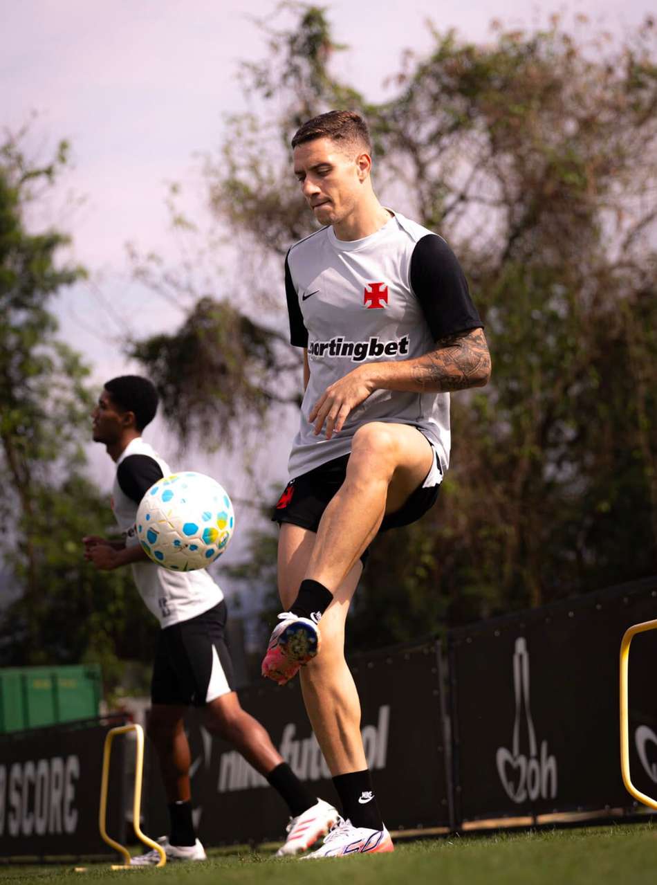 Bruno Duarte em treino do Vasco