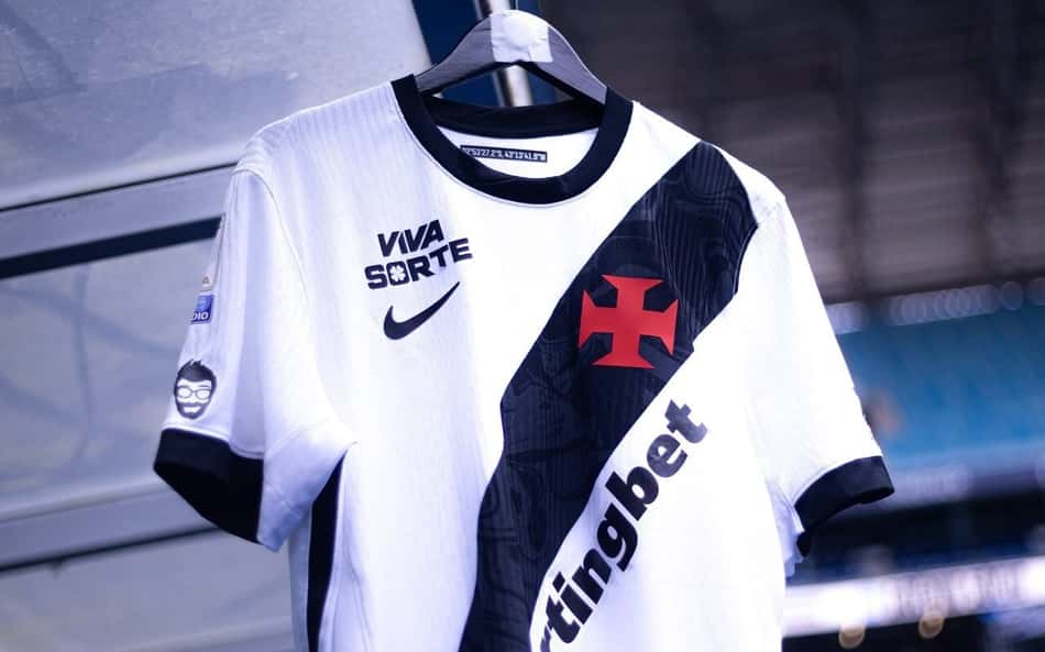 Camisa do Vasco para o jogo com o Grêmio