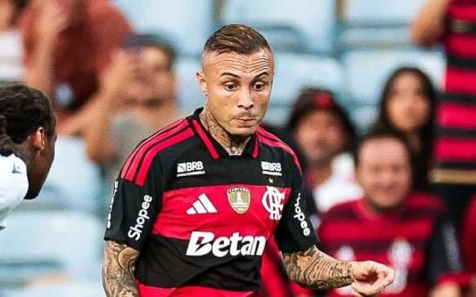 Cebolinha durante amistoso do Flamengo em Portugal