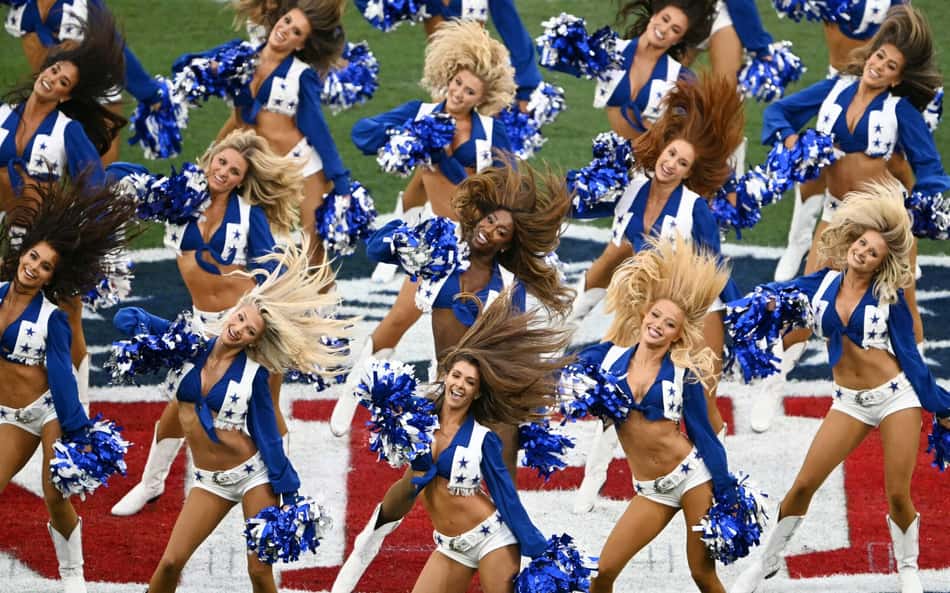VÍDEO: Cheerleaders dos Cowboys fazem dança do Paquetá antes do NFL Rio Game