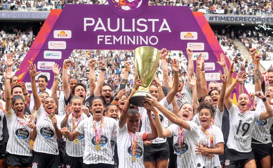 Corinthians feminino 22 títulos em dez anos; relembre
