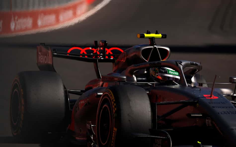 Gabriel Bortoleto em ação no GP da Espanha pela F1 2026